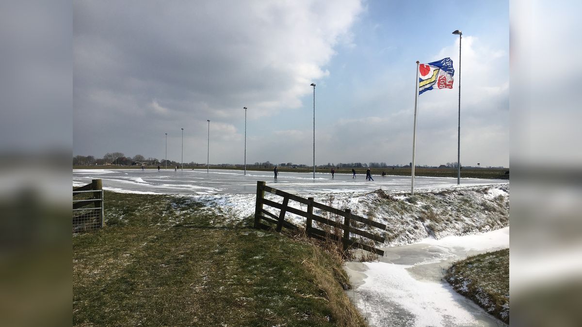 Gemeen koud op de ijsbaan in Wurdum-Swichum