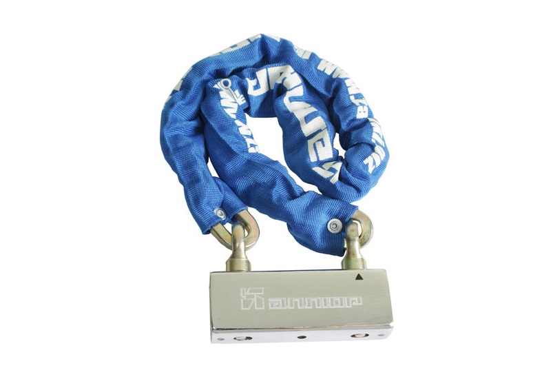 Man die agent met kettingslot sloeg, herinnert zich niets meer