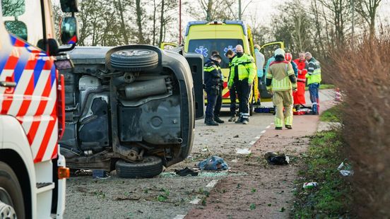 Gewonde bij zwaar ongeluk Nedereindseweg. Gewonde bij zwaar ongeluk Nedereindseweg.