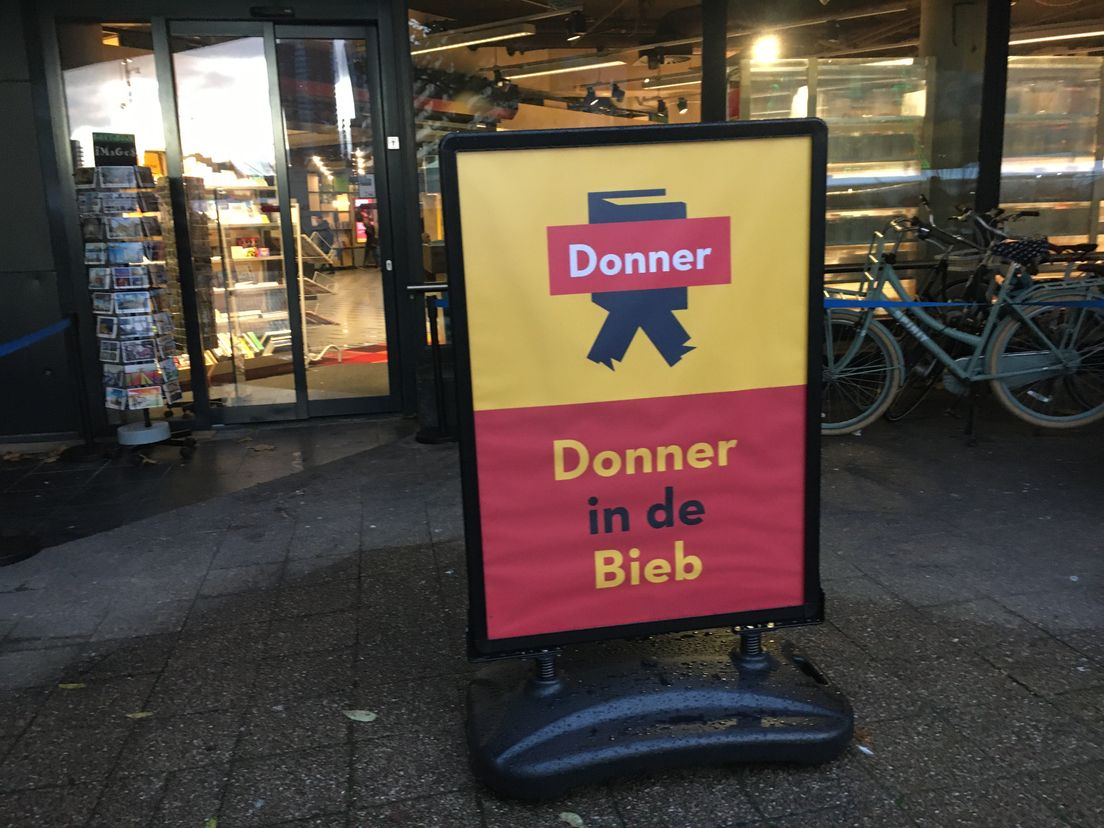 Donner in de Bieb in trek bij toeristen en studenten