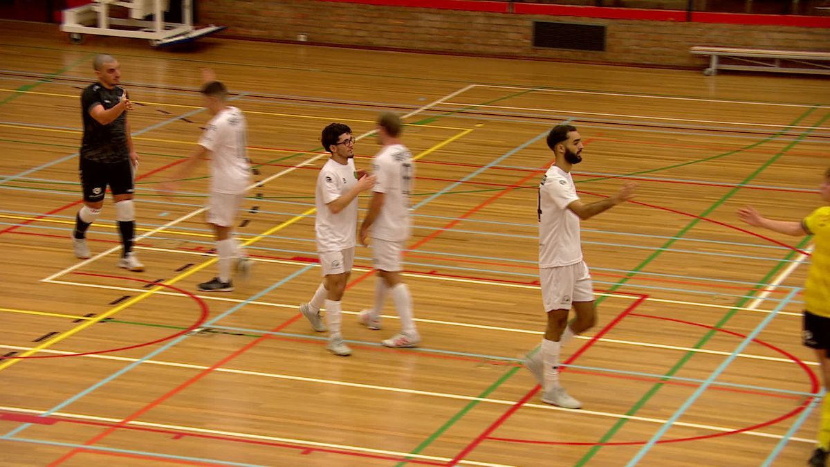 Bekijk hier de goals bij Groene Ster-Berkel Enschot in de eredivisie zaalvoetbal