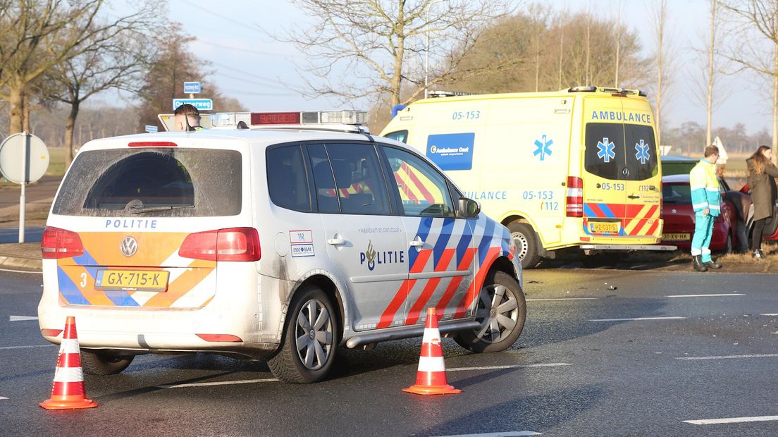 Gewonde bij botsing in Hellendoorn