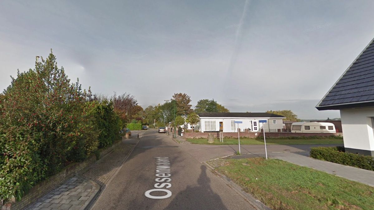 Onderzoek naar verontreinigde grond aan de Ossenwaard in Cothen
