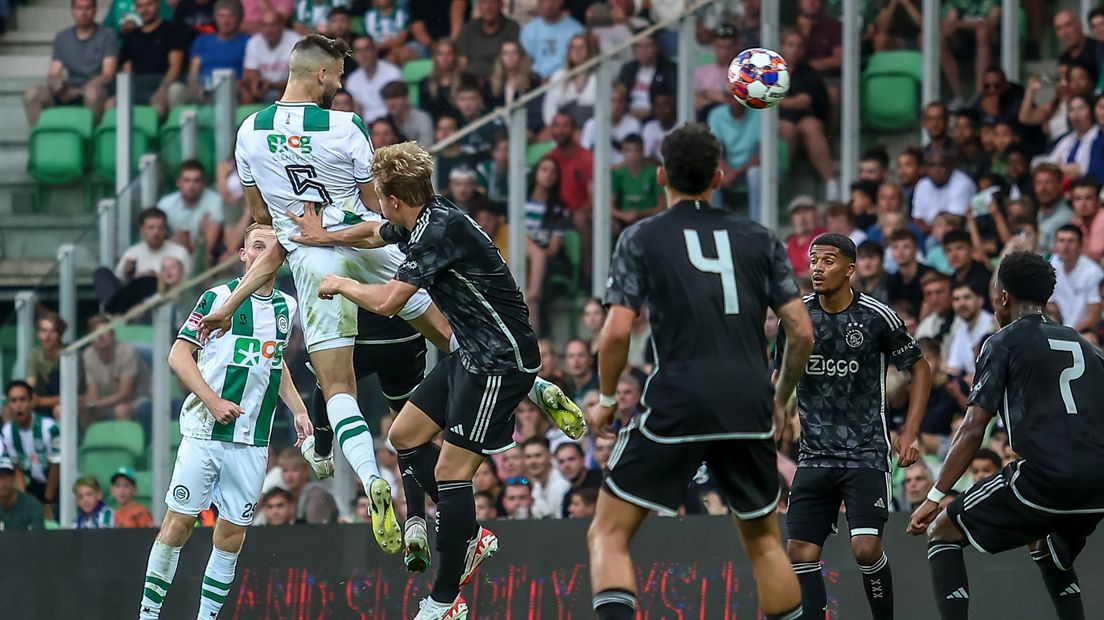Marco Rente kopt de 1-0 binnen voor FC Groningen