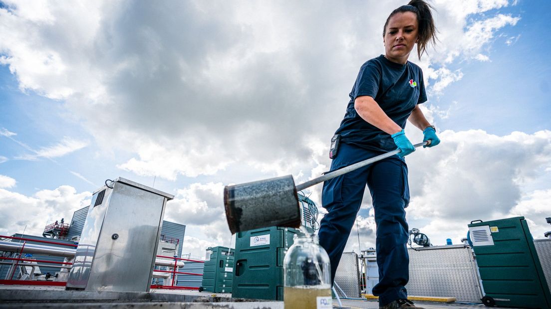 Het rioolwater wordt onderzocht