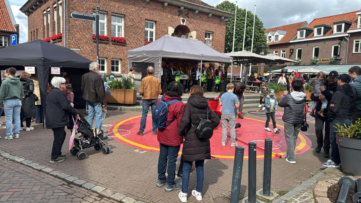 Jarenlange traditie in Arcen: aspergemarkt