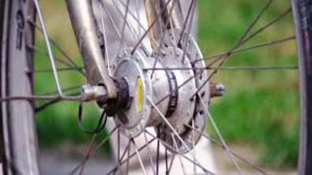 Meisje Van Drie Breekt Been Bij Fietsongeluk In Goes - Omroep Zeeland