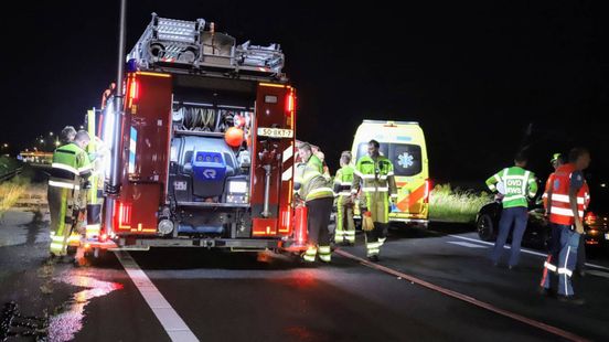 Dodelijk ongeval op A15. Dodelijk ongeval op A15.