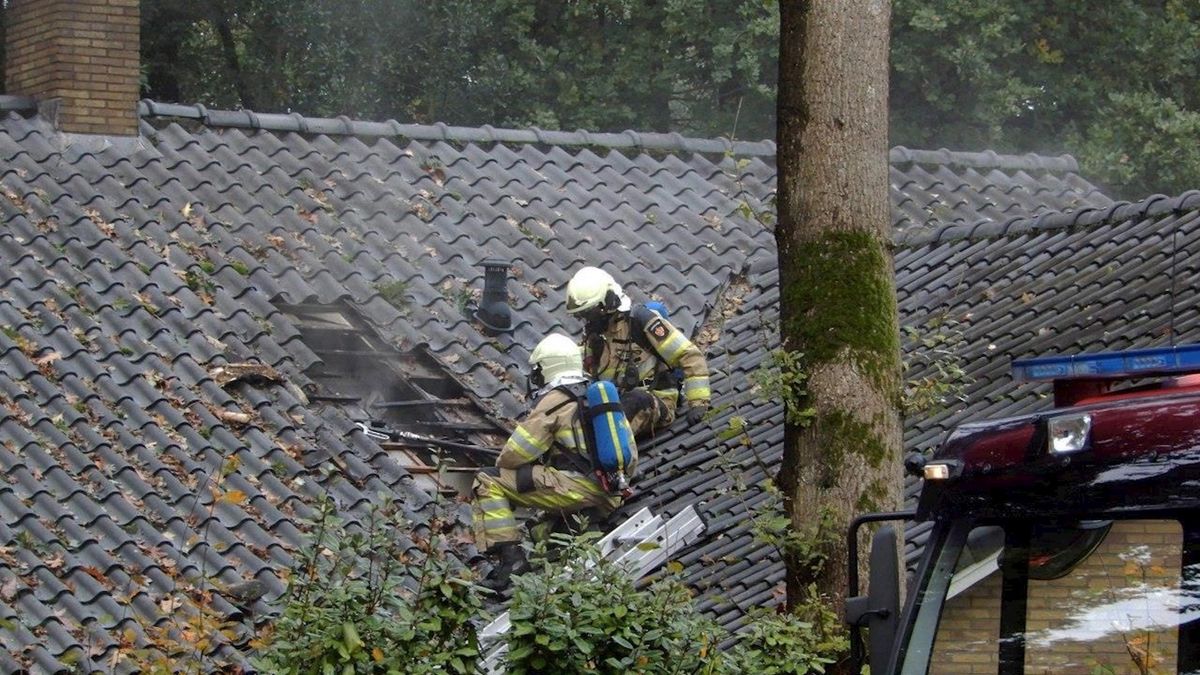 Brand in woning in IJhorst, mogelijk asbest vrijgekomen