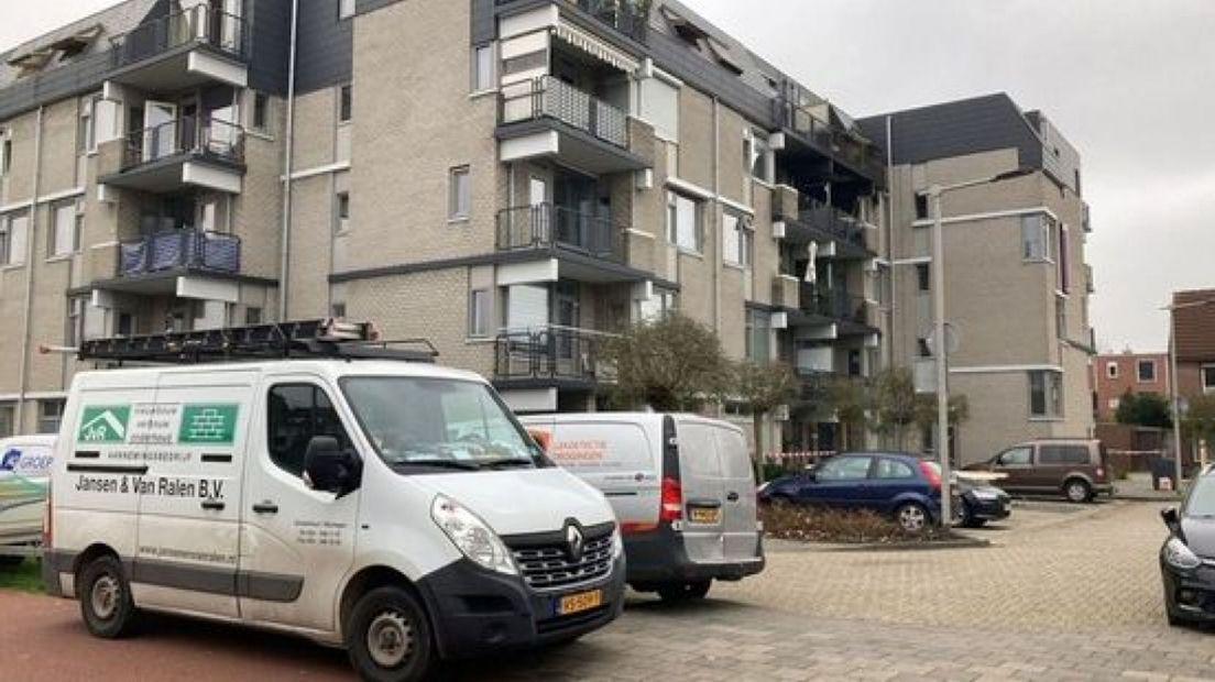 De brand woedde op de derde verdieping van het appartementencomplex aan de Millweg in Arnhem.