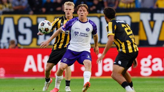 Aanvallend Vitesse verliest van effectief Almere, eerste nederlaag seizoen