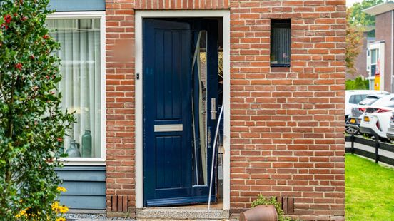 DSI doet inval in woning in Vaassen: een persoon aangehouden