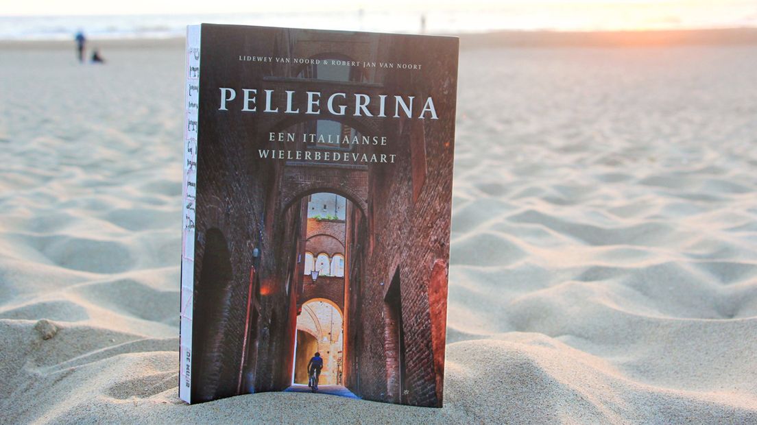 De kaft van het sportboek 'Pellegrina'. (Foto Twitter: @pankra)