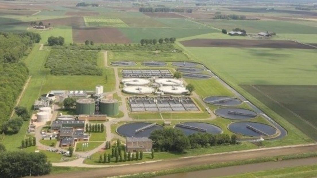 De waterzuivering bij Bath langs het Schelde-Rijnkanaal
