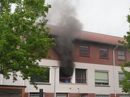 Brand zorgt voor schade aan woning in Meppel, één gewonde