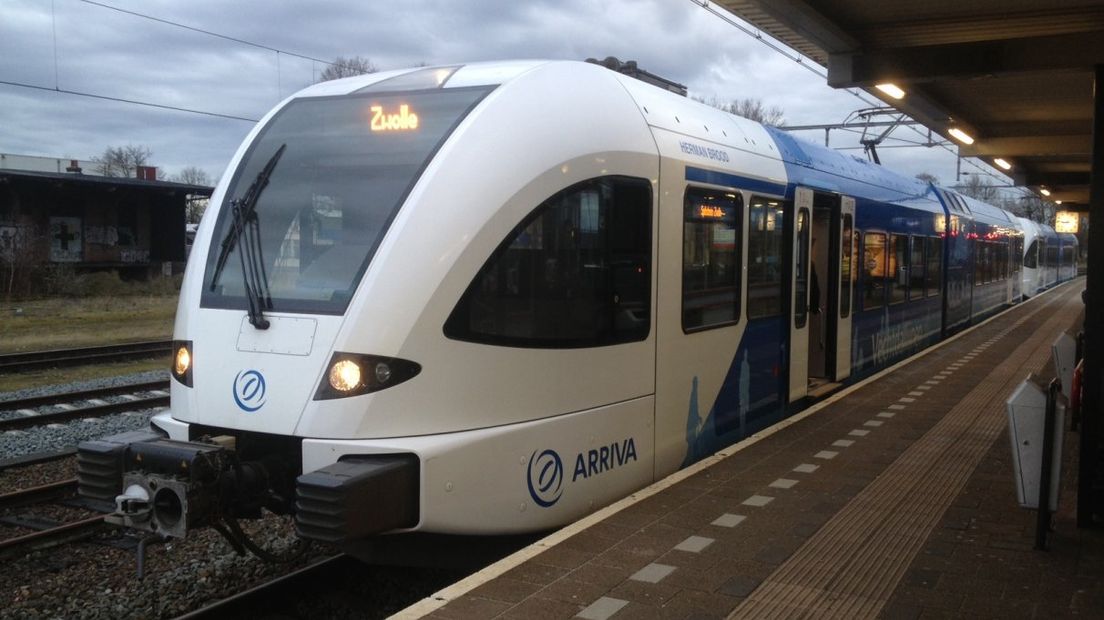 Een Arriva-trein op station Coevorden (Rechten: archief RTV Drenthe)