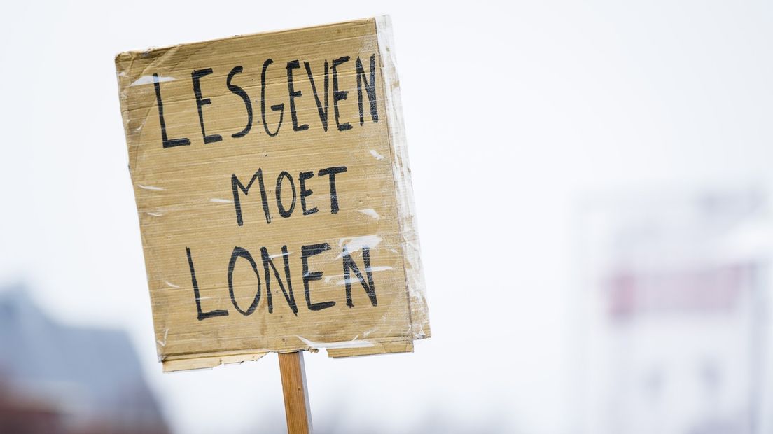 Een protestbord tijdens een eerdere onderwijsstaking, vorig jaar