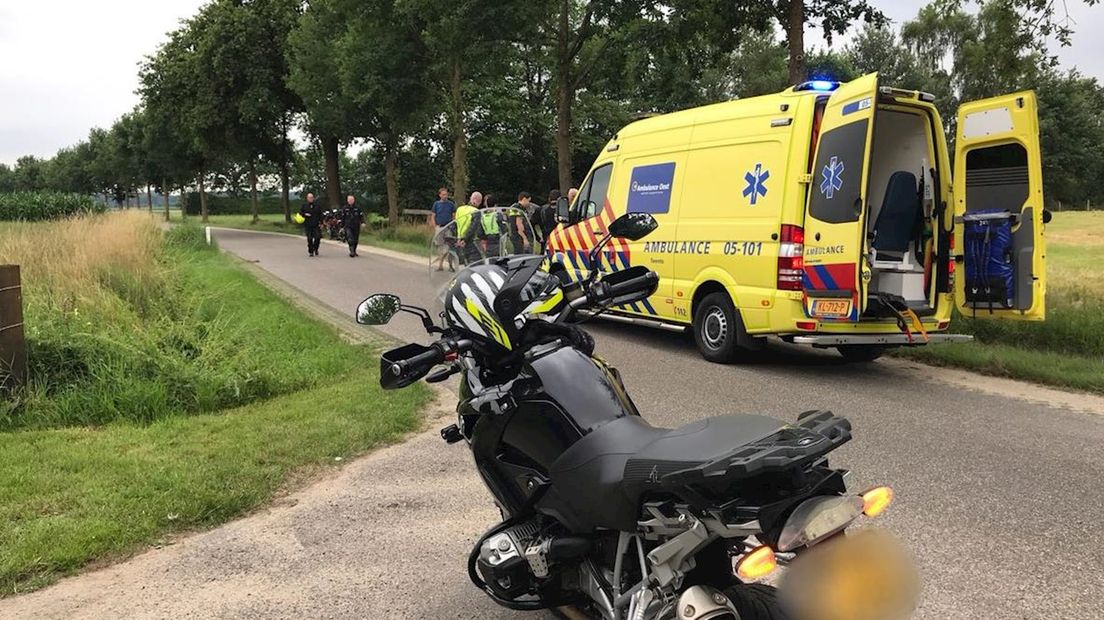 Motorrijder raakt gewond bij ongeluk in Rossum