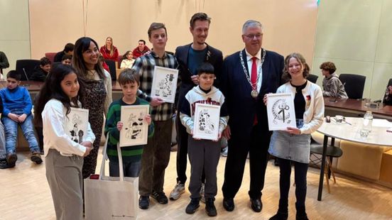 Vijf jonge helden krijgen Nijmeegs Kinderlintje