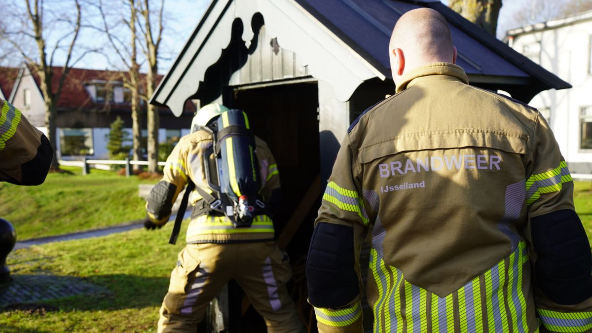 112 Nieuws: Schuur uitgebrand bij Hengelo