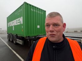 Geen loon en al jaren niet thuis: deze chauffeur staat uit protest stil op de Maasvlakte