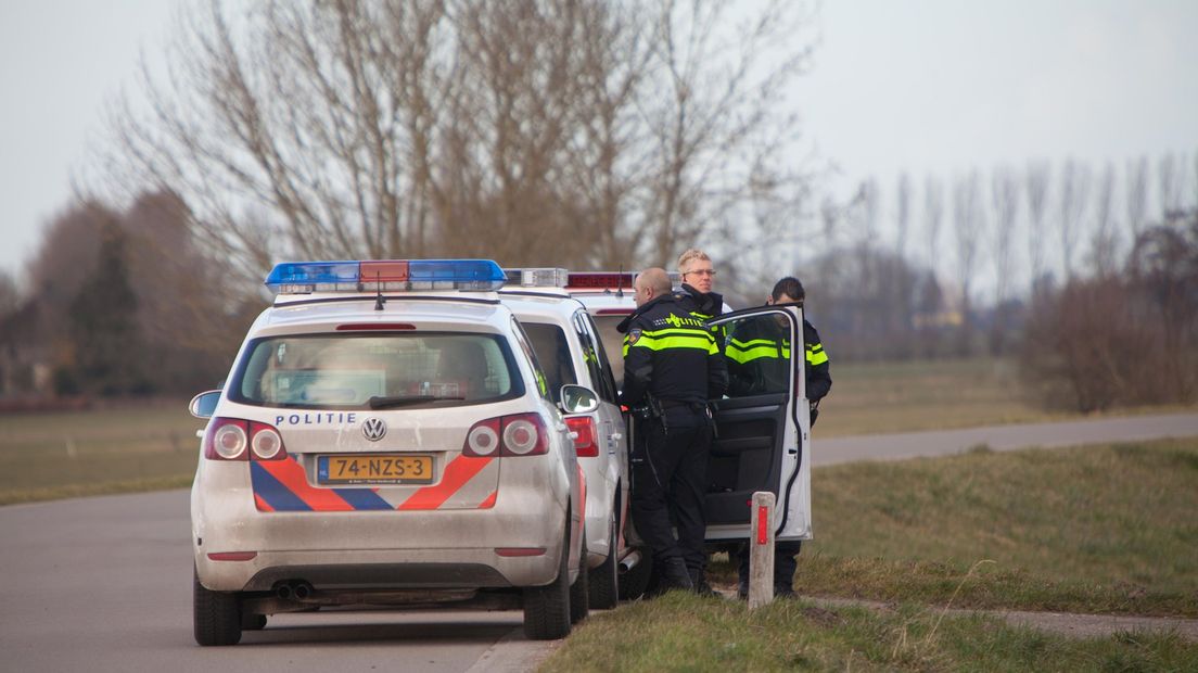 Politie aanwezig bij IJssel in Vorchten