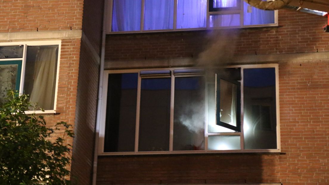 Brand in portiekwoning Hoefkade Den Haag