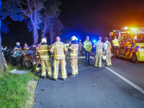 Vrouw (34) bijt agent in de arm na ongeluk op N34