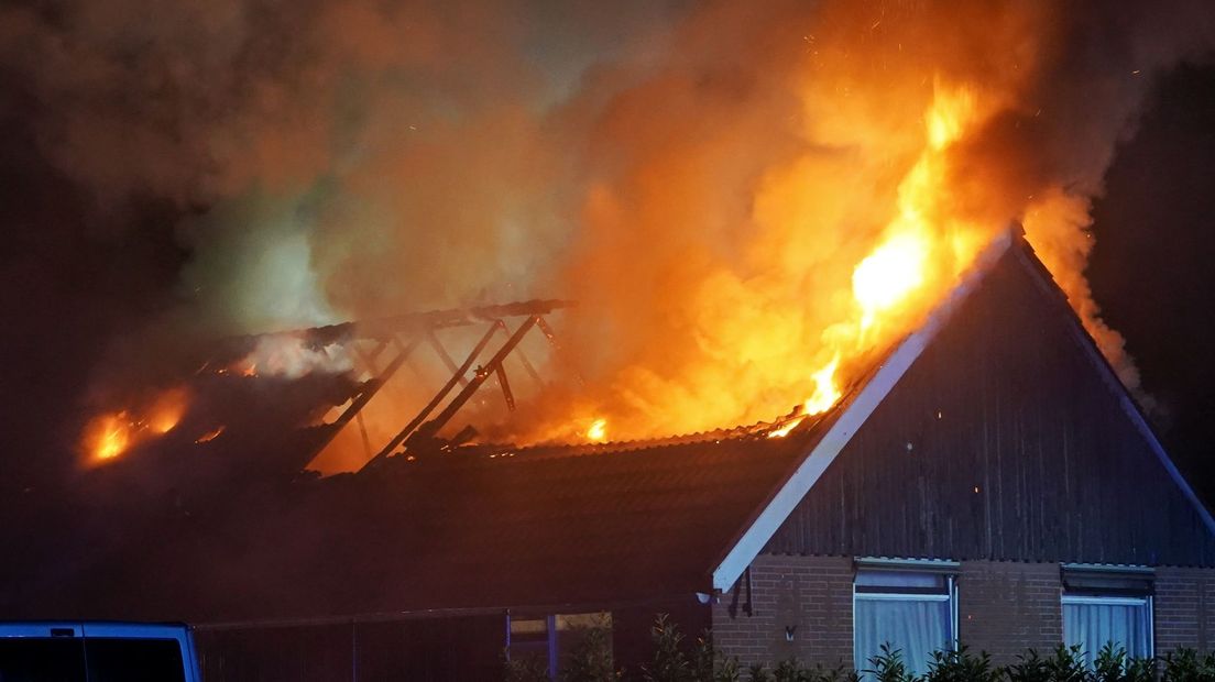 De brand is uitslaand