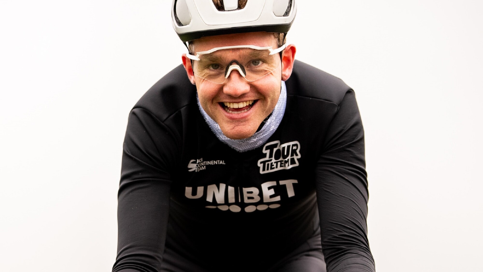 Fan Spaanske IC nei Amstel Gold Race: "Befoarrjocht dat ik op de fyts stappe kin"