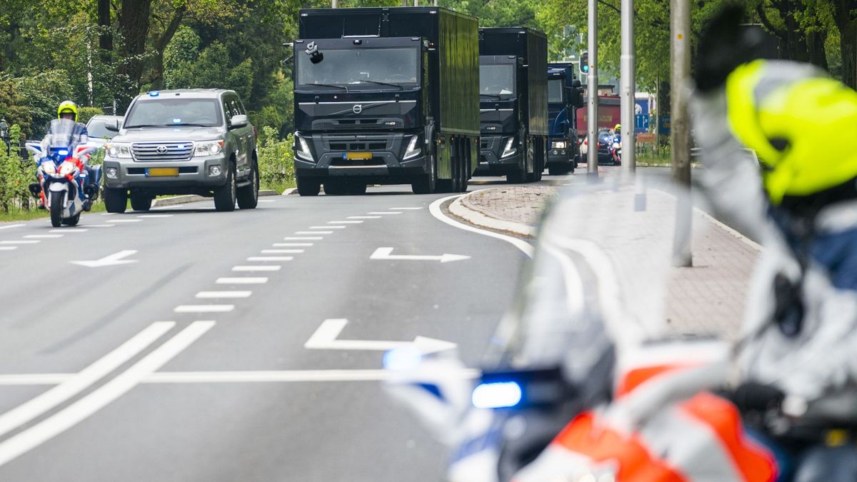 Goudstaven, bankbiljetten of Pokémonkaarten? Zwaar bewaakt transport in regio Utrecht