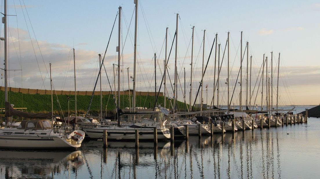 Jachthaven Scharendijke aan financiële afgrond