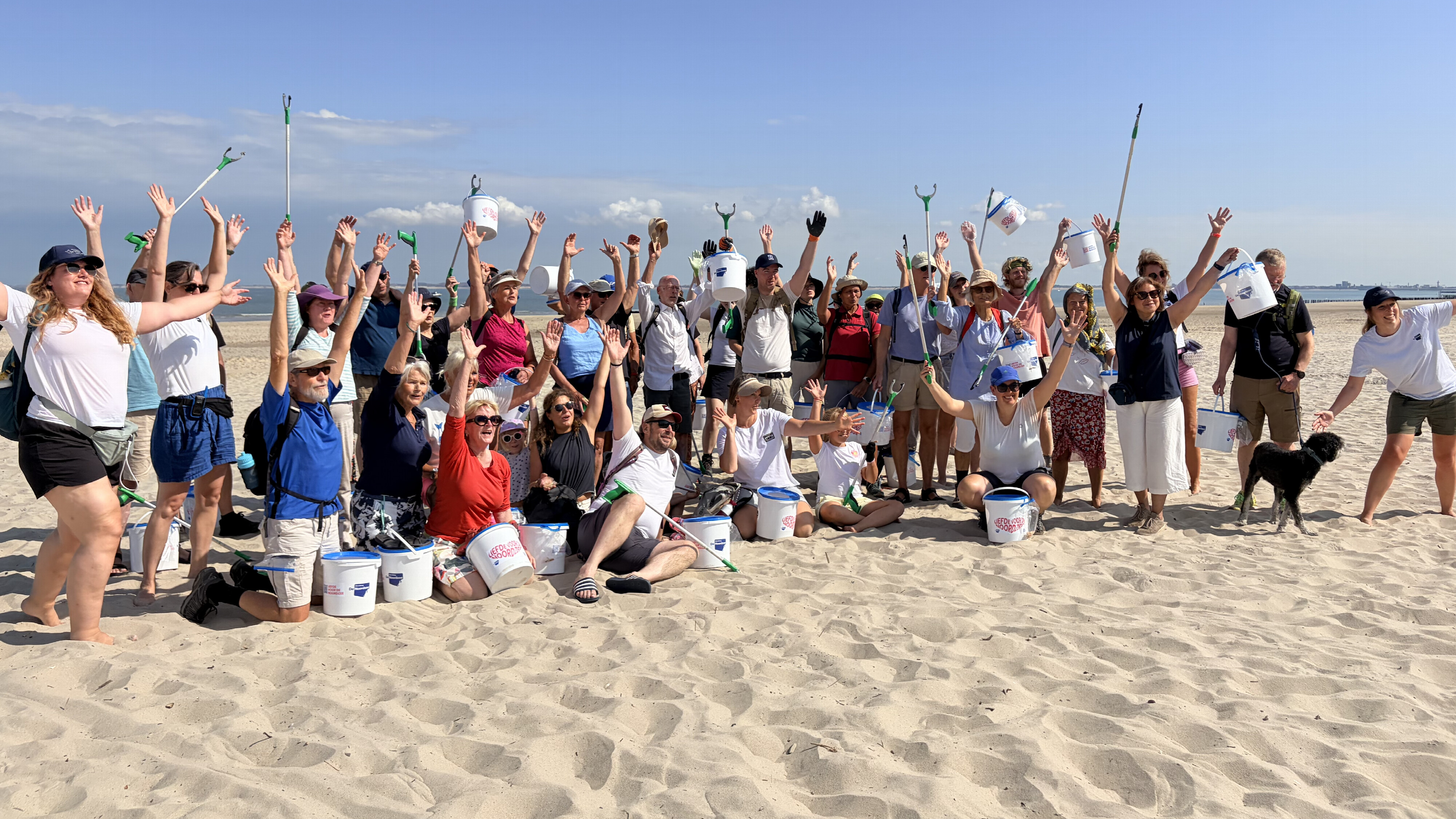 Resultaat strandschoonmaakactie: stranden schoner, maar plastic afval is hardnekkig