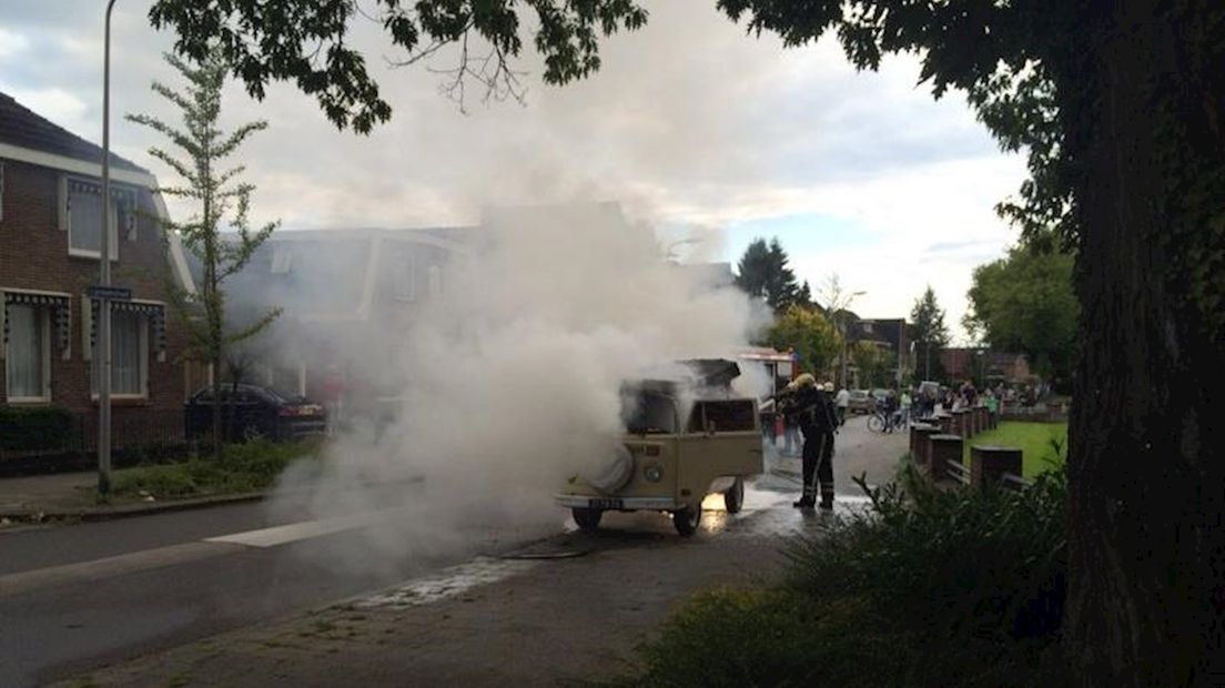 Brand in Volkswagenbusje Oldenzaal