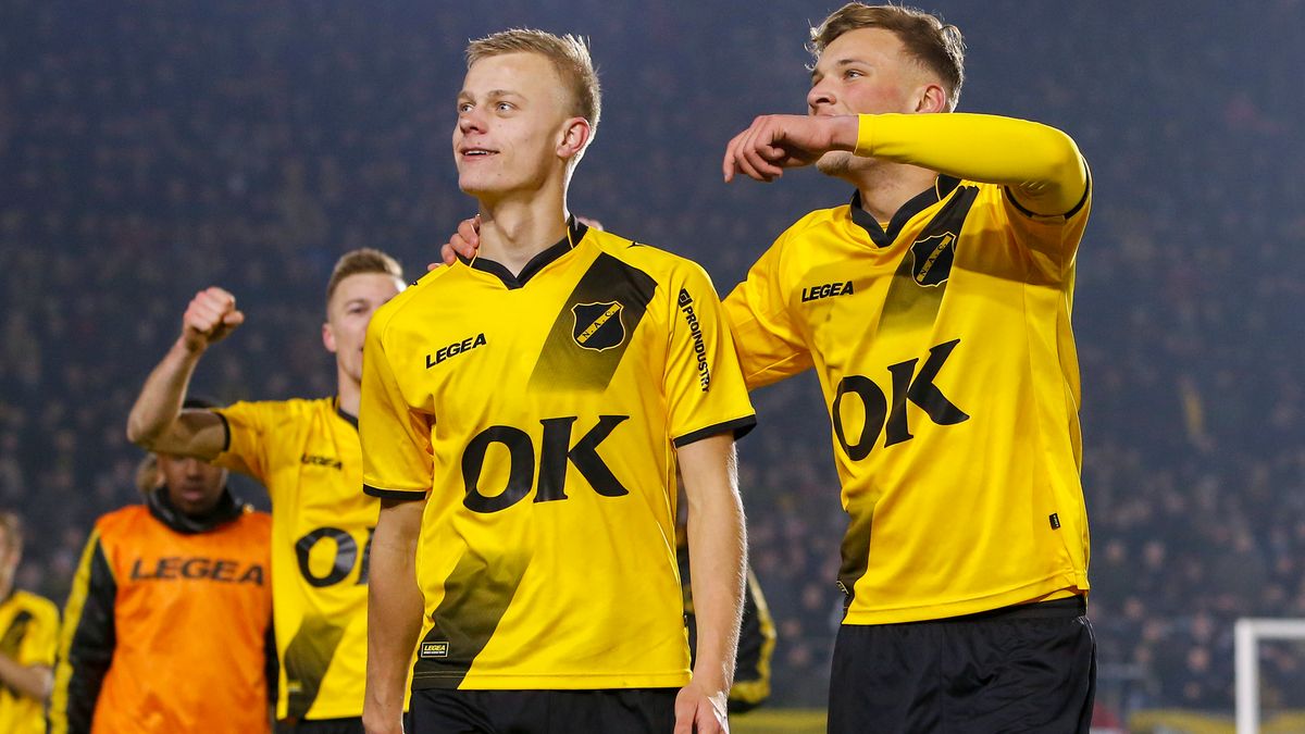 Halve finale Feyenoord-NAC: Jan Poortvliet trots op neef Jan Paul van Hecke