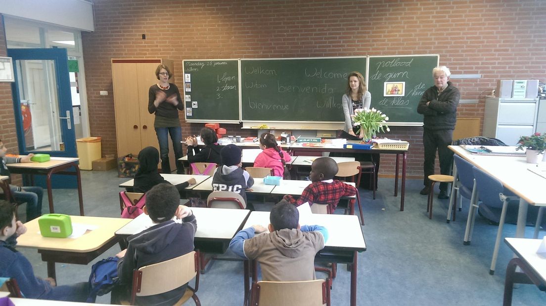 Kinderen AZC Ommen krijgen eindelijk les