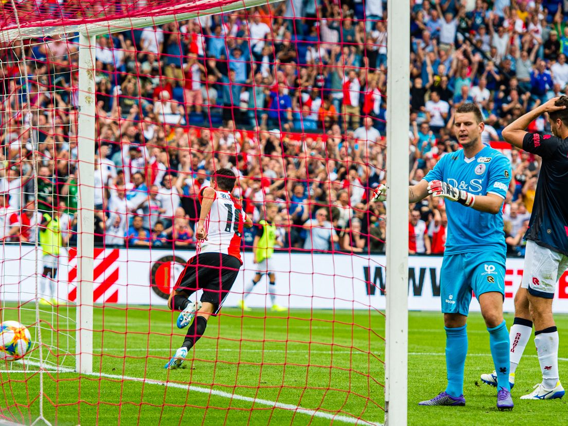 Steven Berghuis rent weg bij zijn 1-1 tegen Sparta (Bron: VK Sportphoto - Yannick Verhoeven)