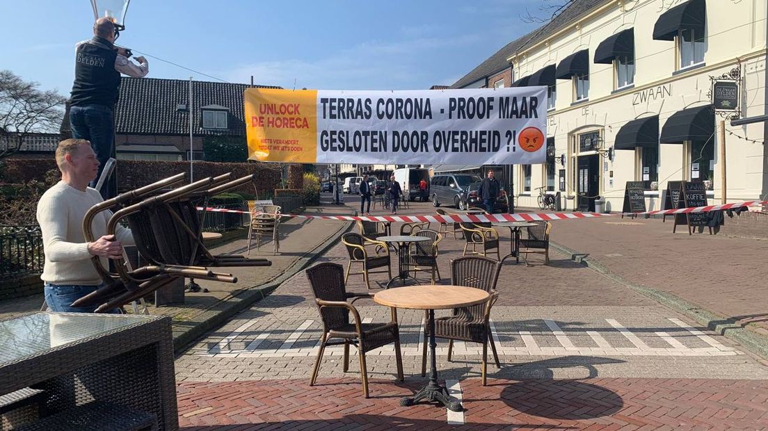 Horecaondernemers in Delden zetten centrum af als protestactie