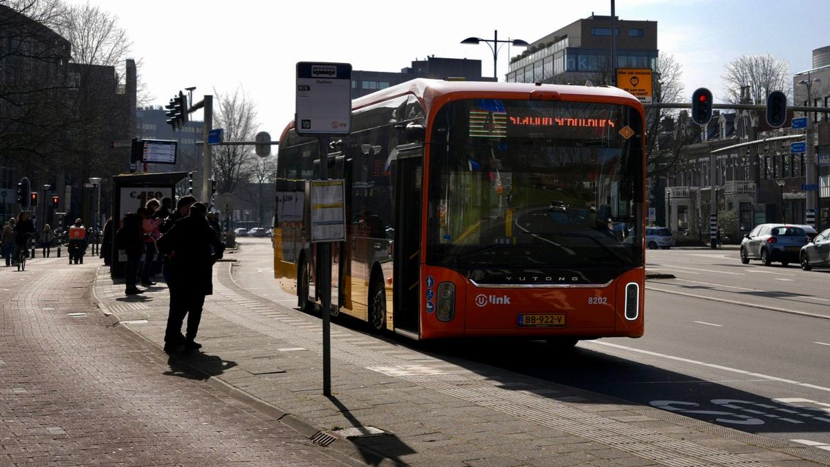 Reizigers kunnen meedenken over nieuwe dienstregeling voor de bus