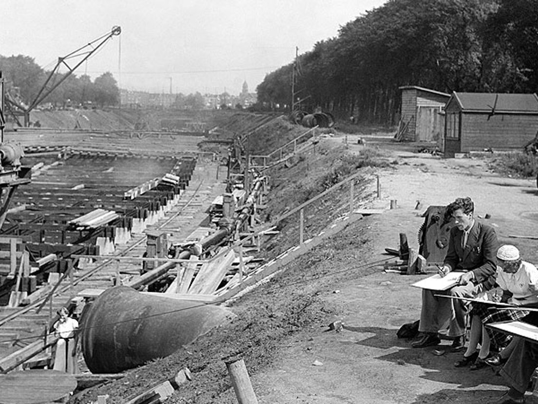 Tekenaars bij de Maastunnel in aanbouw in 1938.