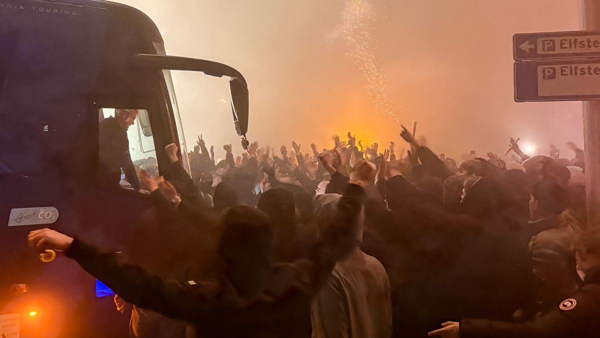 Cambuur feestelijk onthaald in Leeuwarden na winst in ADO Den Haag | Meerveld terug bij selectie van
