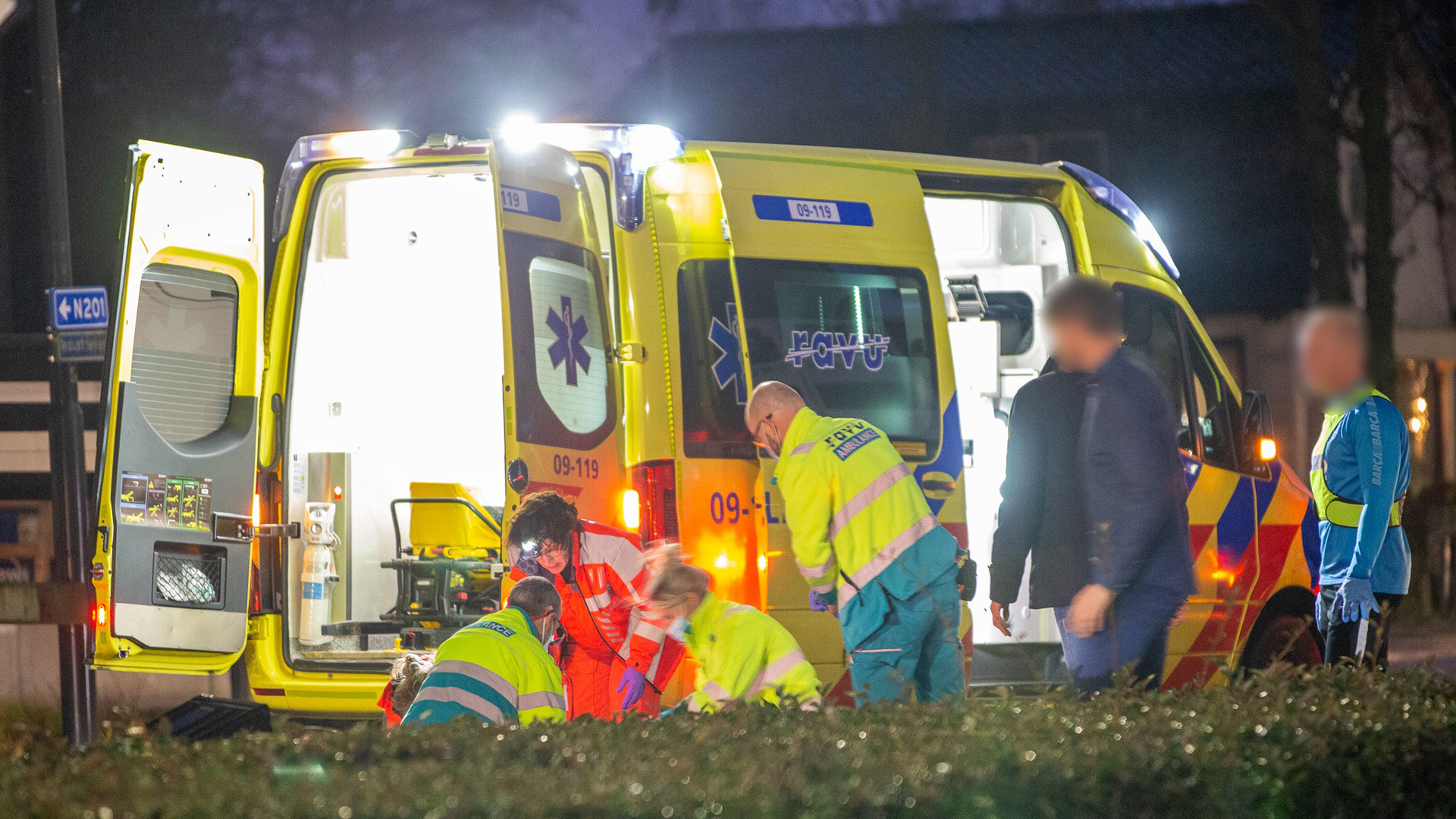 Fietsster Ernstig Gewond Na Aanrijding In Mijdrecht, Politie Zoekt ...