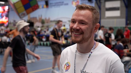 Erik (36) is een fenomeen in de kubuswereld: 'Ooit had ik 33 wereldrecords' Home