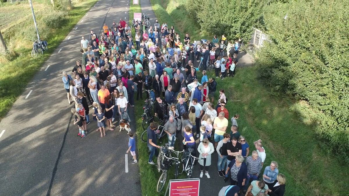 Inwoners Harkstede verzamelen zich: 'Laten zien dat veel mensen tegen de woonvorm zijn'