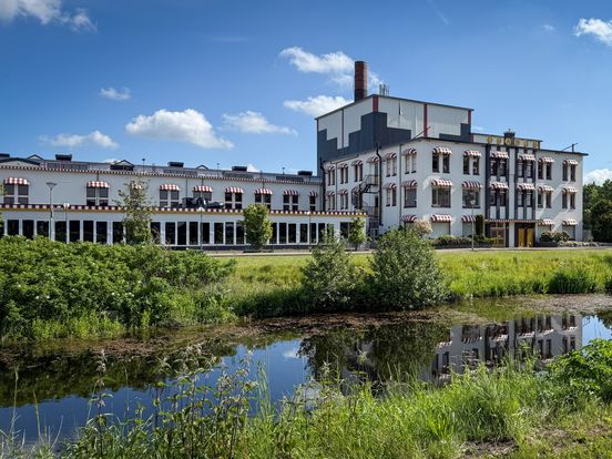 Speelstad Oranje onder de hamer, bijna alle bezittingen Van der Most verkocht