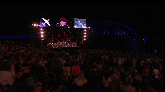 KIJK LIVE | Bridge to Liberation: herdenkingsconcert met Kimberley Fransens, Ruben Hillen, Introdans en meer