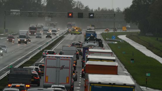 Kop-staartbotsing op A28 bij Meppel. Kop-staartbotsing op A28 bij Meppel.