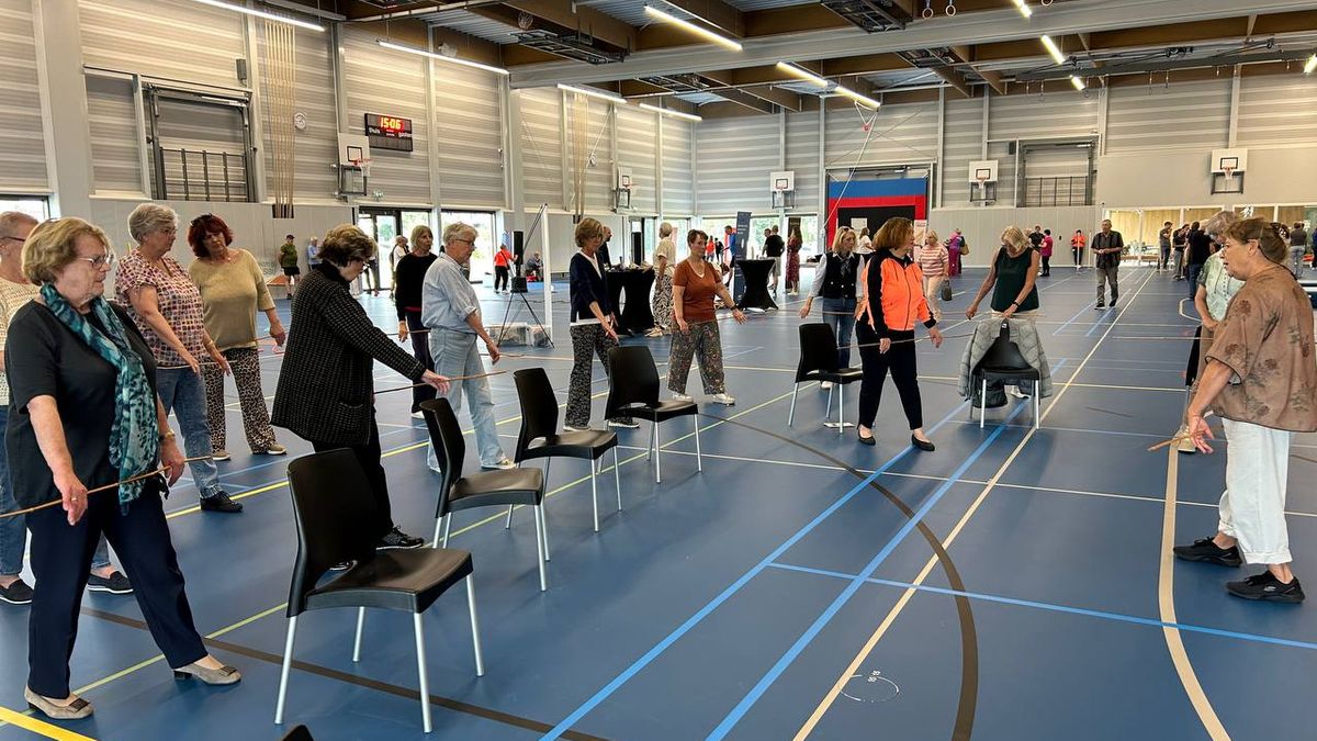 Voorkom problemen met vallen in Almelo: 'Dankzij oefening val kunnen breken'