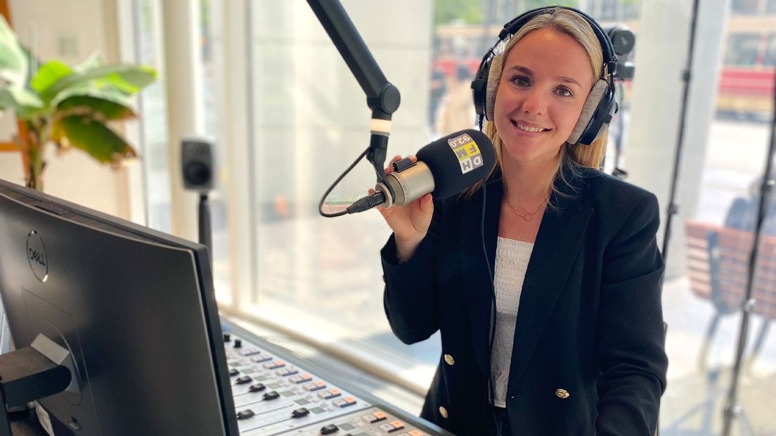 Presentator Amy Helsloot van Drijfveer