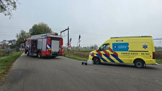 Treinen tussen Meppel en Zwolle rijden weer, na storing door aanrijding. Treinen tussen Meppel en Zwolle rijden weer, na storing door aanrijding.